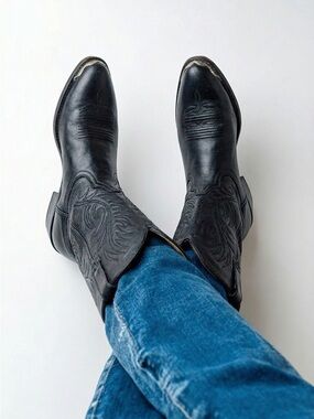 Durango black leather pull on cowboy boots sz 12